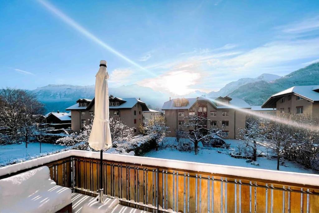 -The Urbanist- Mountainview Parking Garden 3Bd Villa Unterseen Buitenkant foto